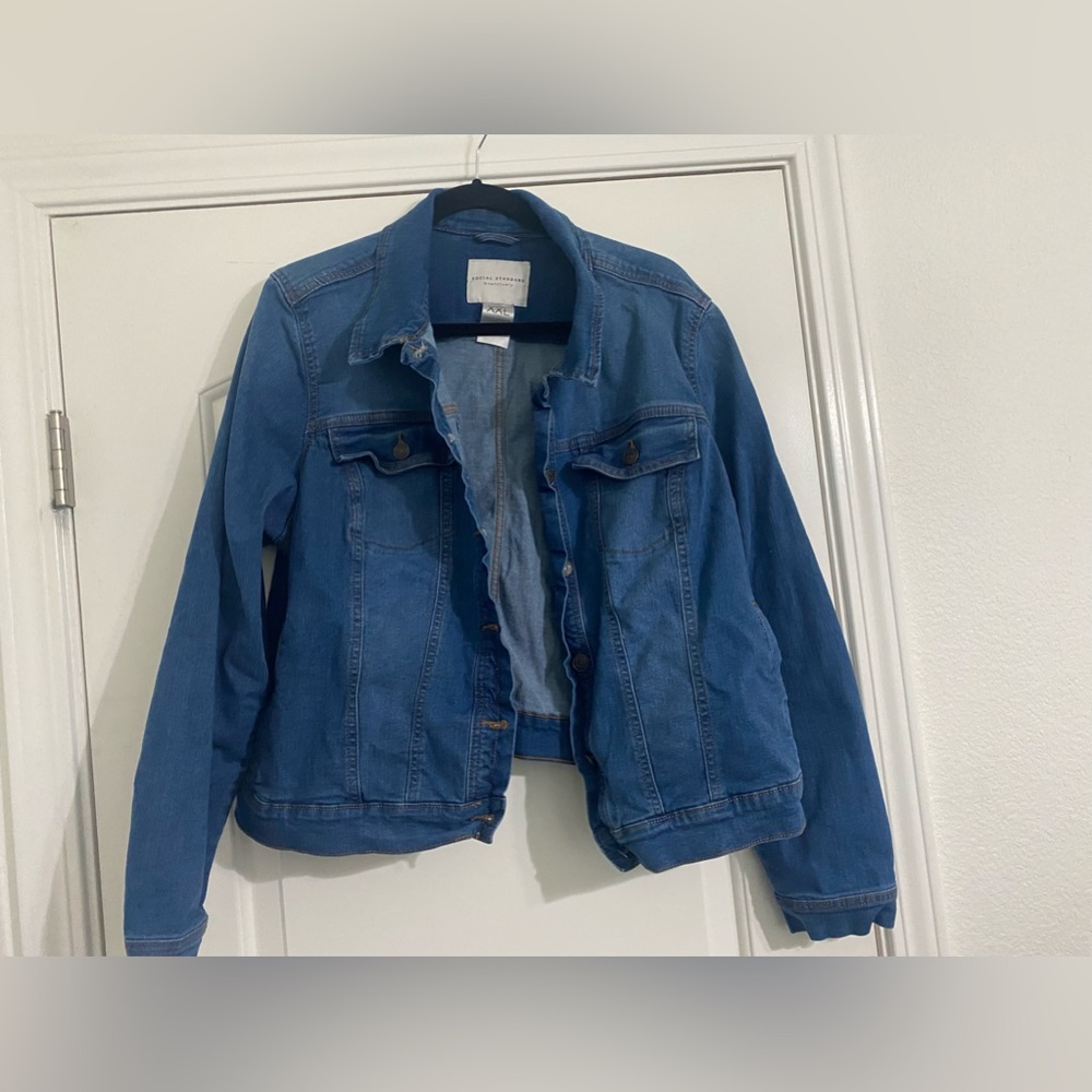 Denim jacket womens excellent condition